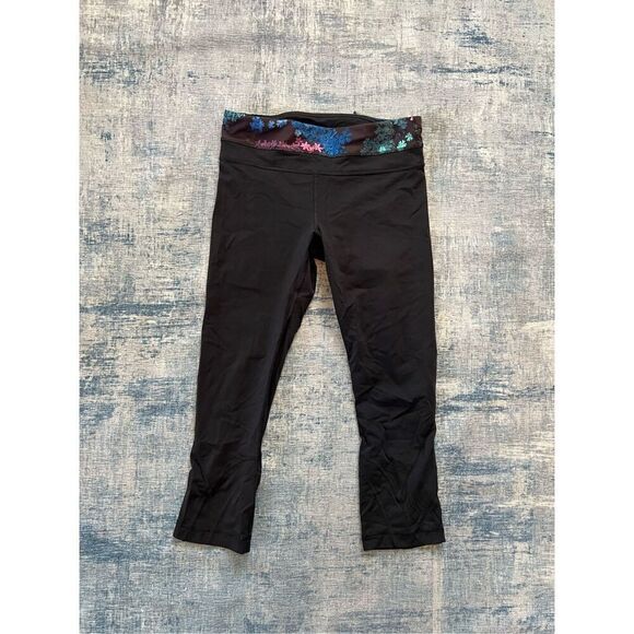 Lululemon Run: Inspire Crop II Black / Petal Pop Multi Size 6 - Picture 1 of 8